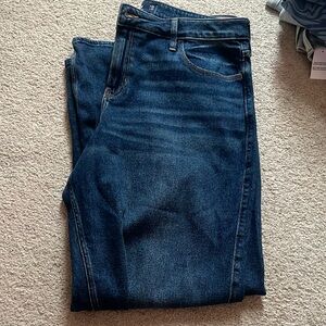 Hollister high-rise vintage baggy dark wash jeans - 17R